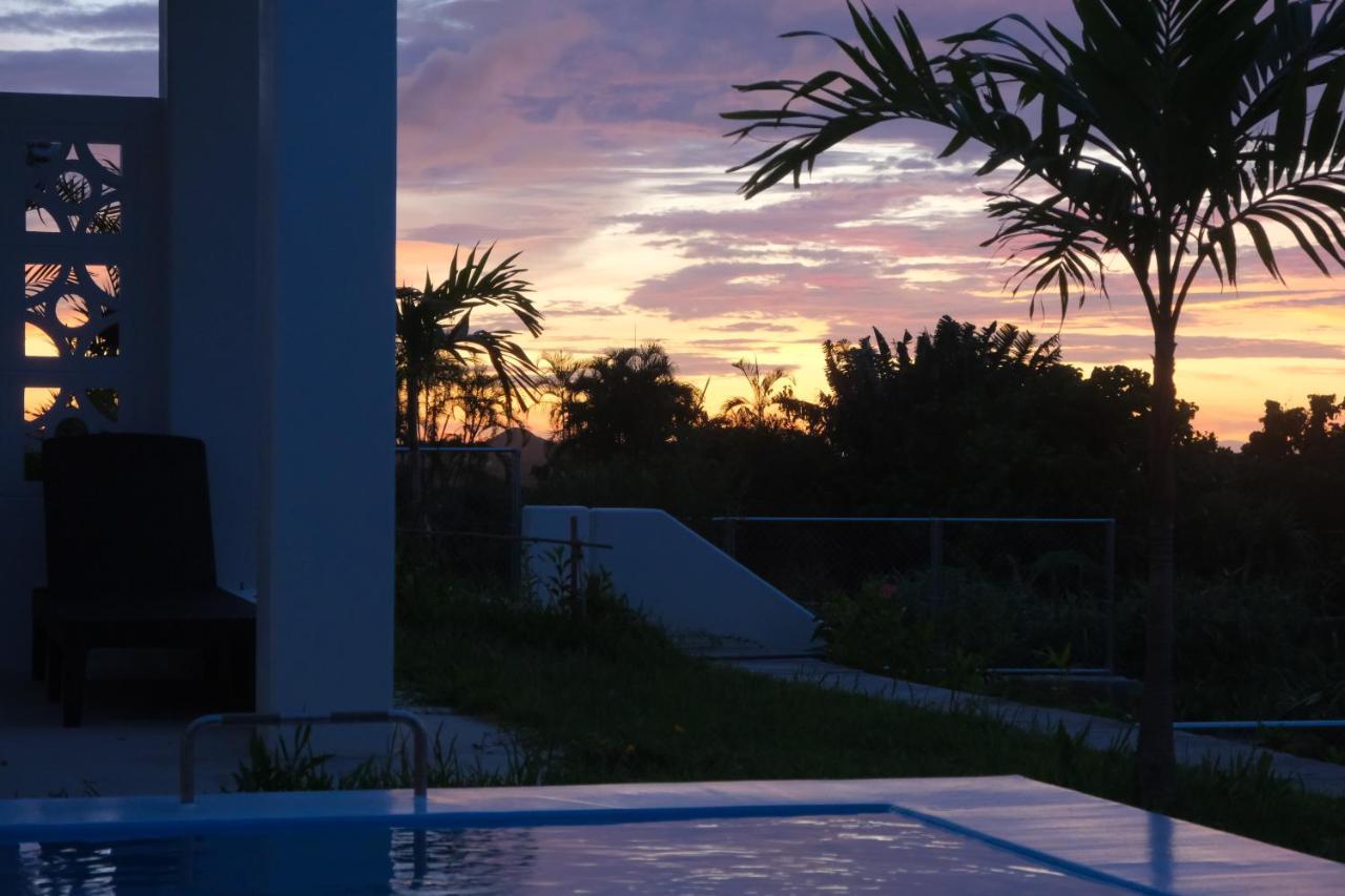 Blue Ocean Resort Ishigaki  Экстерьер фото